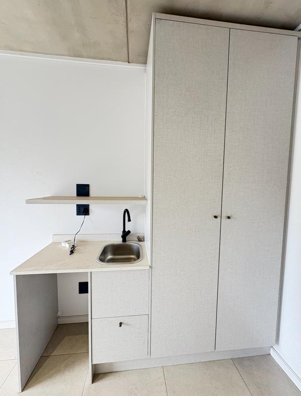 To Let 1 Bedroom Property for Rent in Waverley Gauteng