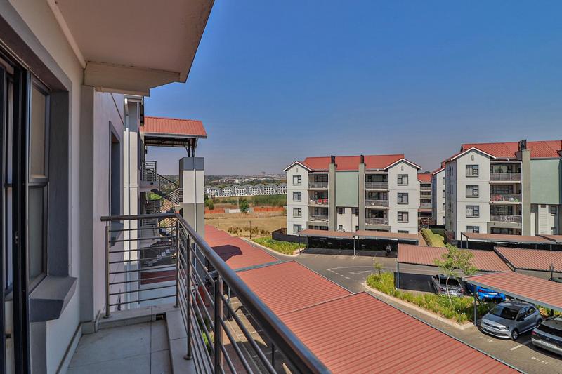 1 Bedroom Property for Sale in Modderfontein Gauteng