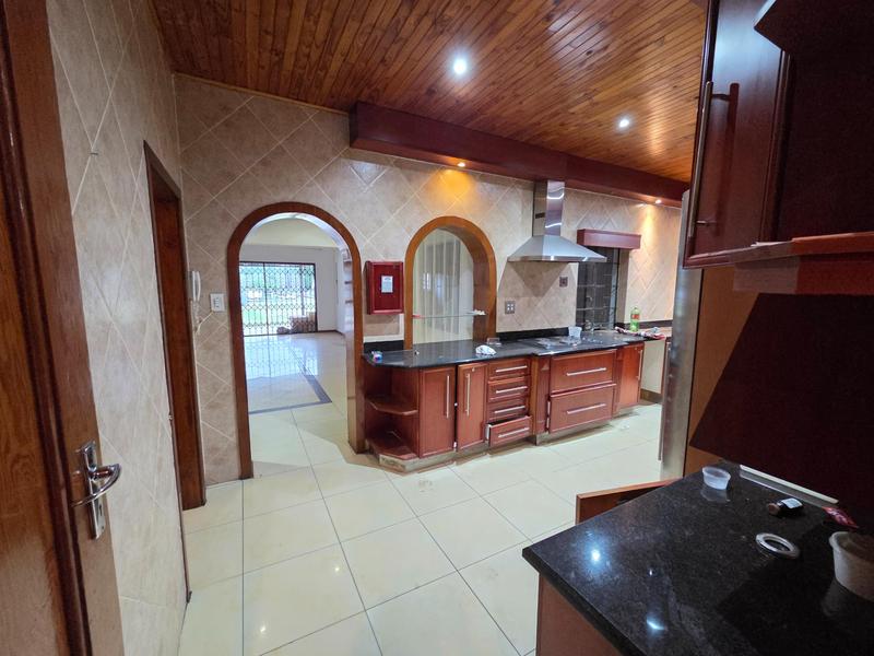 To Let 4 Bedroom Property for Rent in Erasmia Gauteng