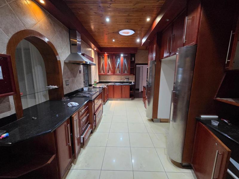 To Let 4 Bedroom Property for Rent in Erasmia Gauteng