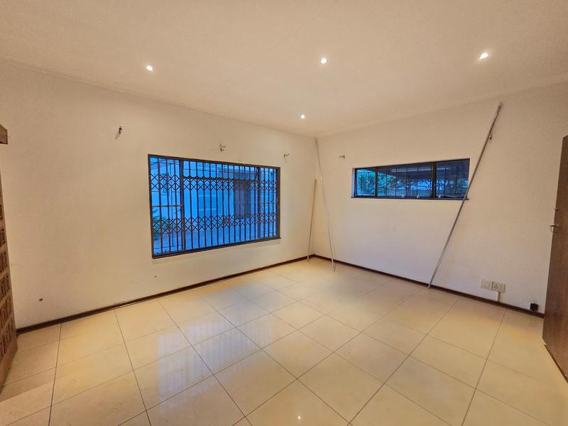 To Let 4 Bedroom Property for Rent in Erasmia Gauteng