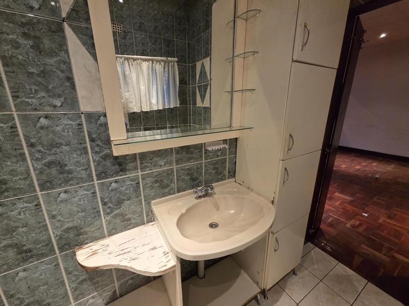 To Let 4 Bedroom Property for Rent in Erasmia Gauteng