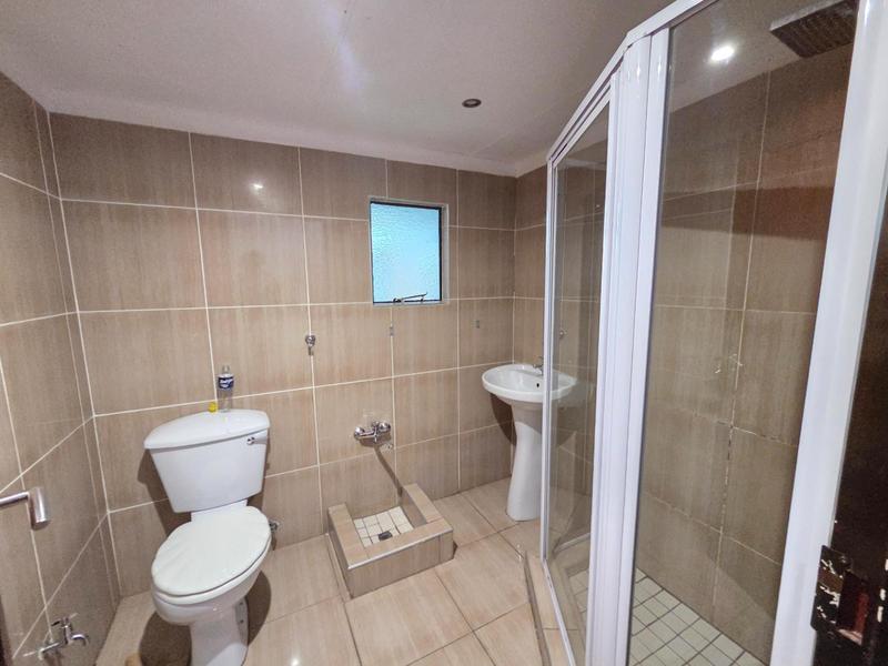 To Let 4 Bedroom Property for Rent in Erasmia Gauteng