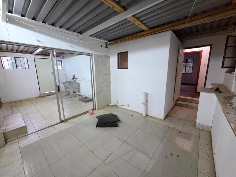 To Let 4 Bedroom Property for Rent in Erasmia Gauteng