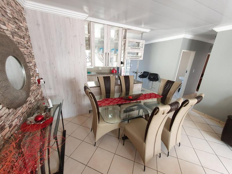 3 Bedroom Property for Sale in Heatherview Gauteng