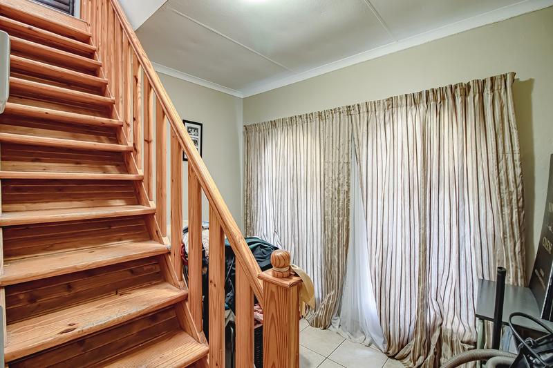 4 Bedroom Property for Sale in Magalieskruin Gauteng