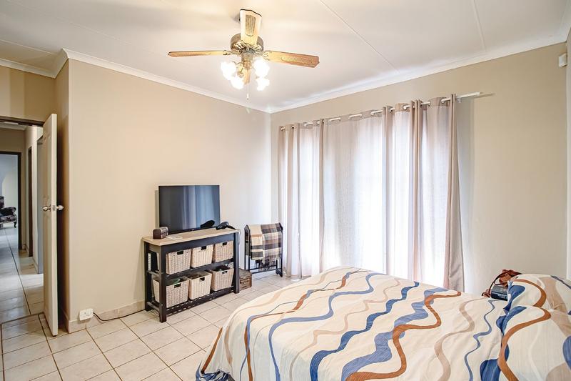 4 Bedroom Property for Sale in Magalieskruin Gauteng