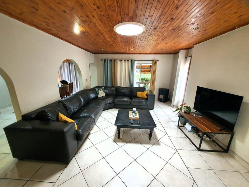 4 Bedroom Property for Sale in Magalieskruin Gauteng