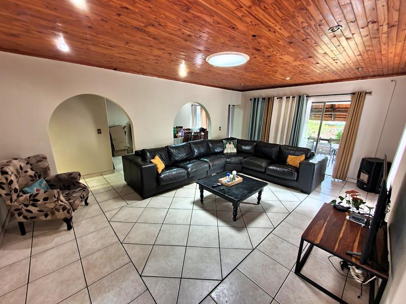 4 Bedroom Property for Sale in Magalieskruin Gauteng