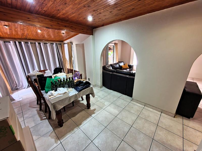4 Bedroom Property for Sale in Magalieskruin Gauteng