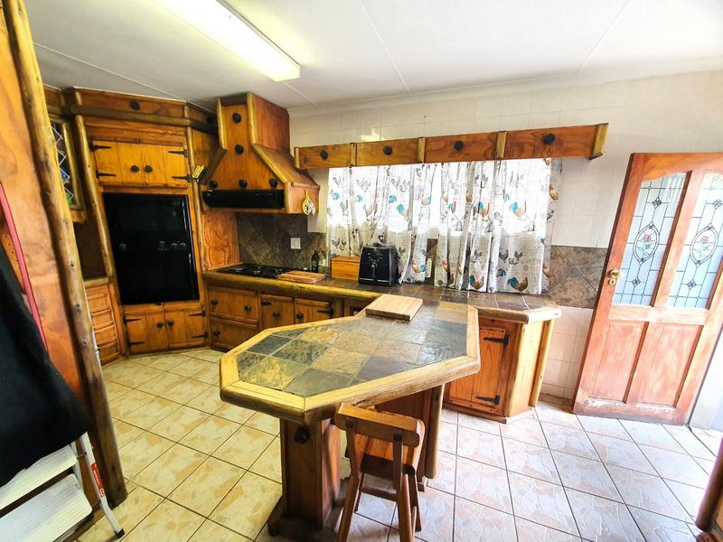 4 Bedroom Property for Sale in Magalieskruin Gauteng