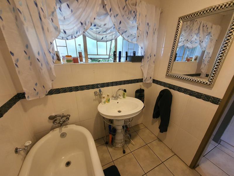 4 Bedroom Property for Sale in Magalieskruin Gauteng