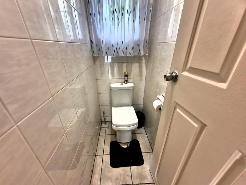 4 Bedroom Property for Sale in Magalieskruin Gauteng