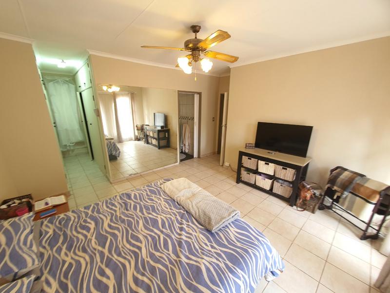 4 Bedroom Property for Sale in Magalieskruin Gauteng