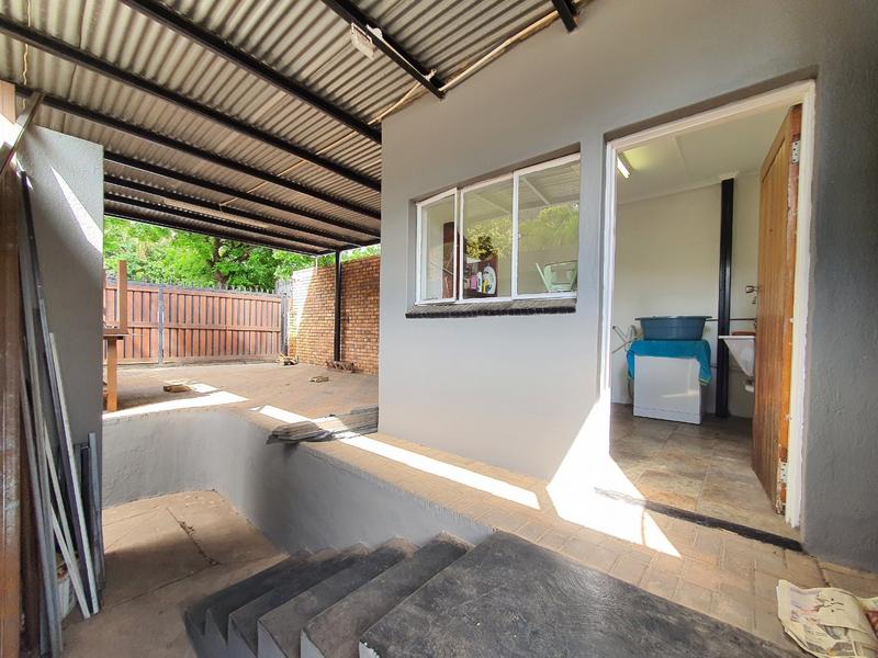 4 Bedroom Property for Sale in Magalieskruin Gauteng