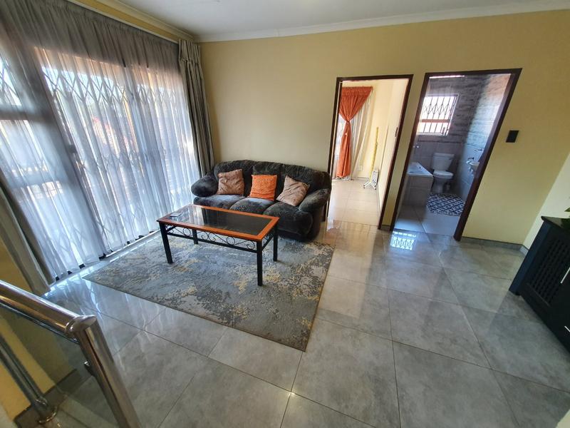 5 Bedroom Property for Sale in The Orchards Gauteng