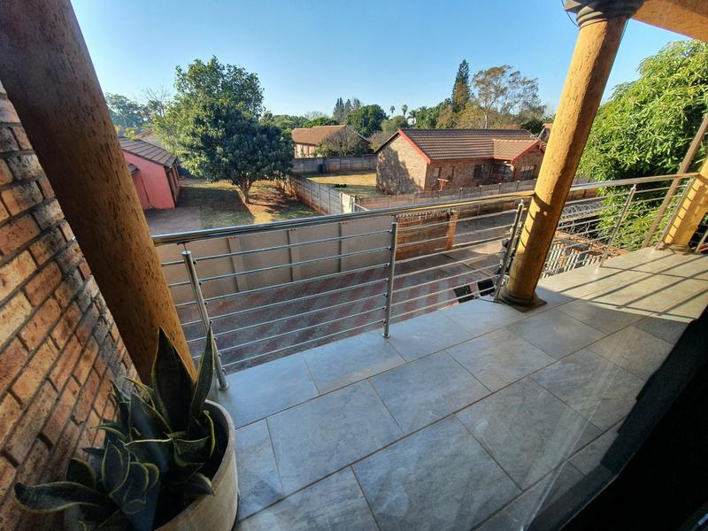 5 Bedroom Property for Sale in The Orchards Gauteng