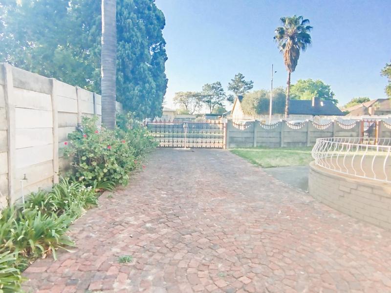 3 Bedroom Property for Sale in Florentia Gauteng