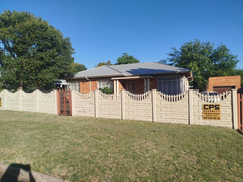 3 Bedroom Property for Sale in Florentia Gauteng