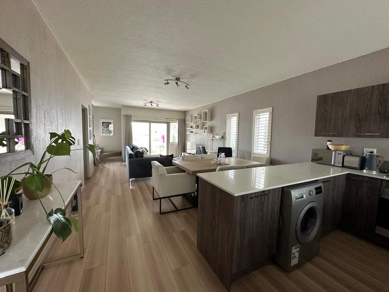 To Let 2 Bedroom Property for Rent in Beverley Gauteng