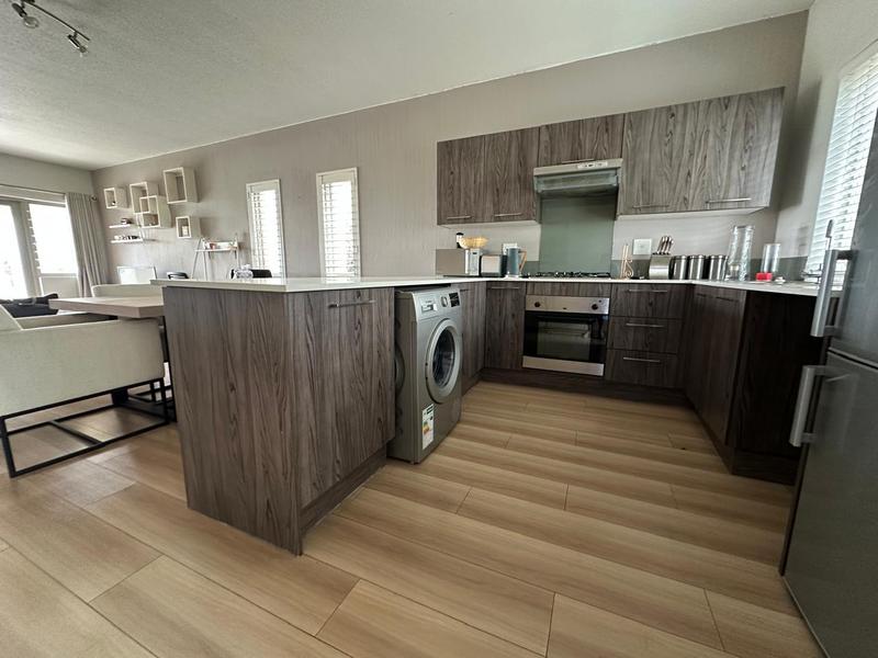 To Let 2 Bedroom Property for Rent in Beverley Gauteng
