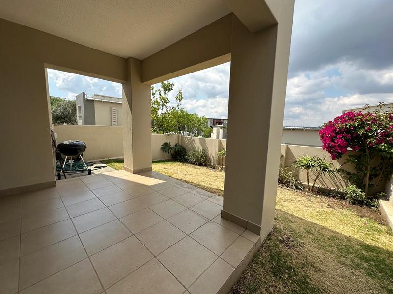 To Let 2 Bedroom Property for Rent in Beverley Gauteng