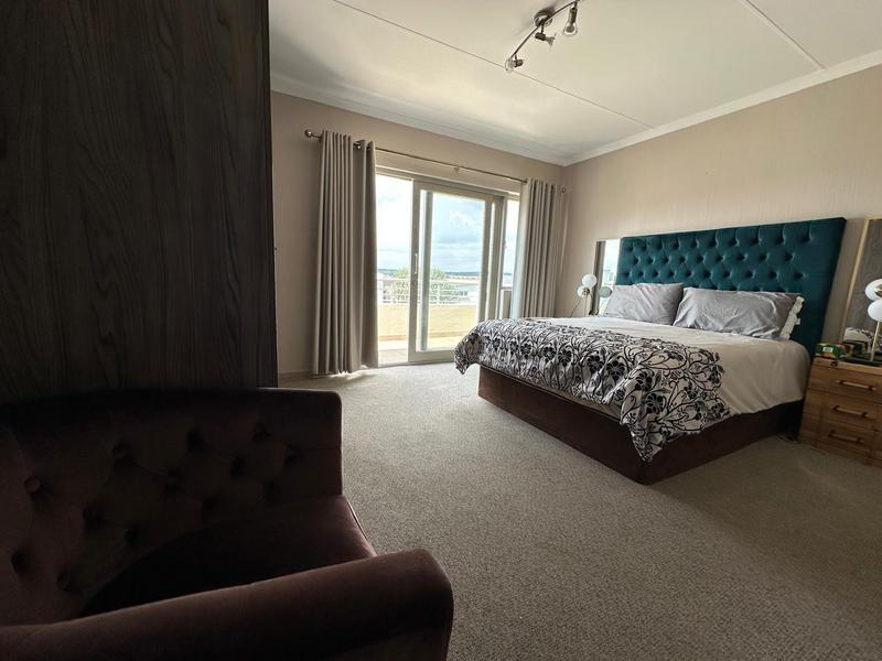 To Let 2 Bedroom Property for Rent in Beverley Gauteng