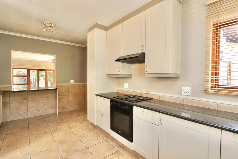 To Let 3 Bedroom Property for Rent in Beverley Gauteng
