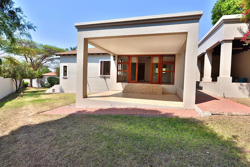 To Let 3 Bedroom Property for Rent in Beverley Gauteng