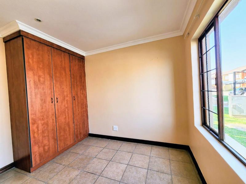 2 Bedroom Property for Sale in Montana Gauteng