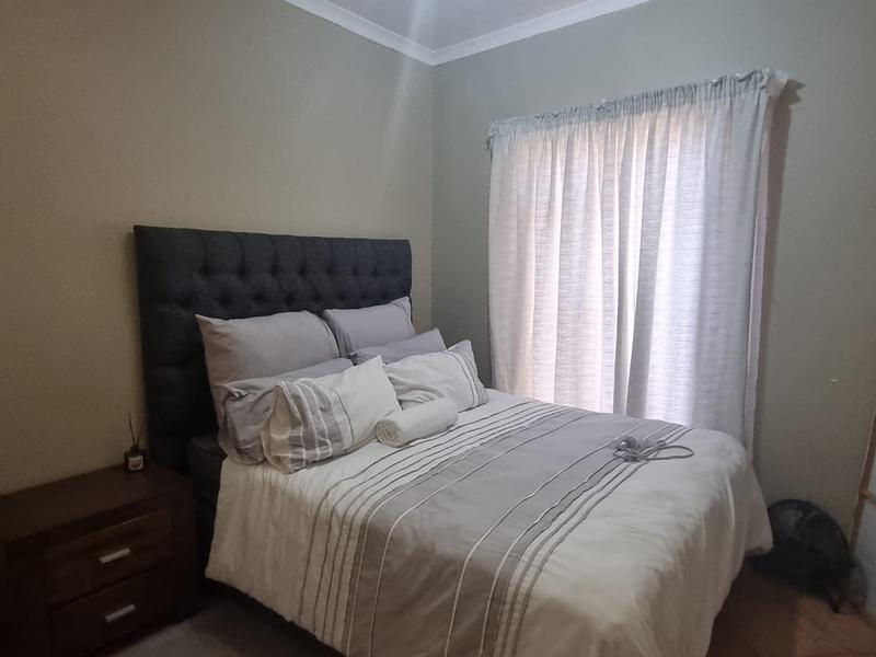 To Let 2 Bedroom Property for Rent in Olympus AH Gauteng