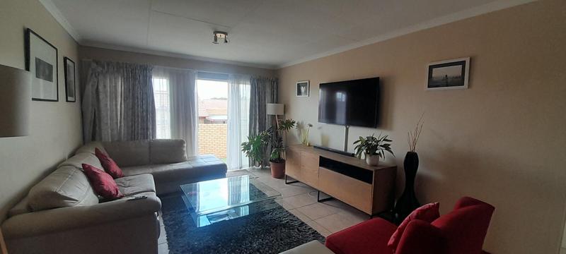 To Let 2 Bedroom Property for Rent in The Reeds Gauteng