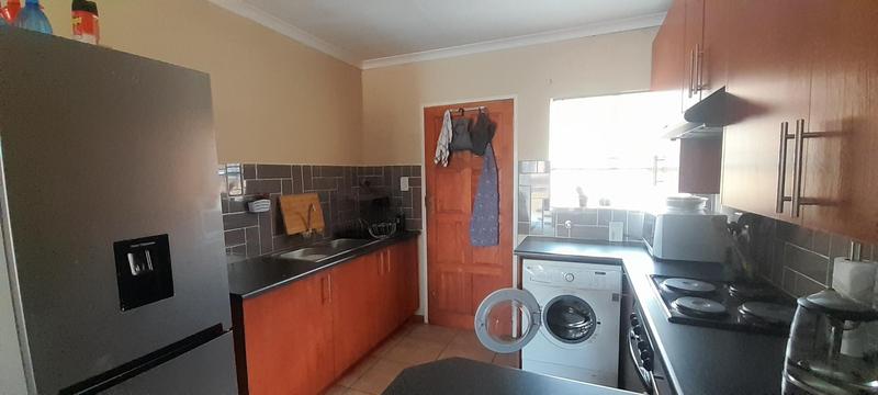 To Let 2 Bedroom Property for Rent in The Reeds Gauteng