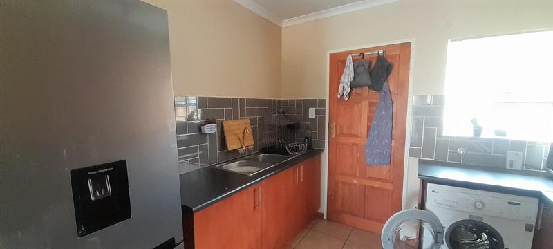 To Let 2 Bedroom Property for Rent in The Reeds Gauteng