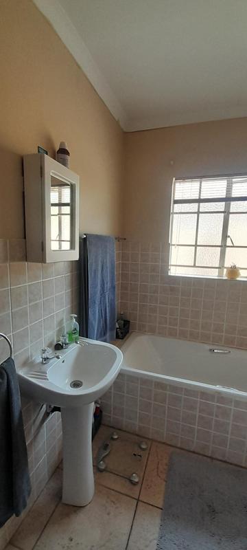 To Let 2 Bedroom Property for Rent in The Reeds Gauteng