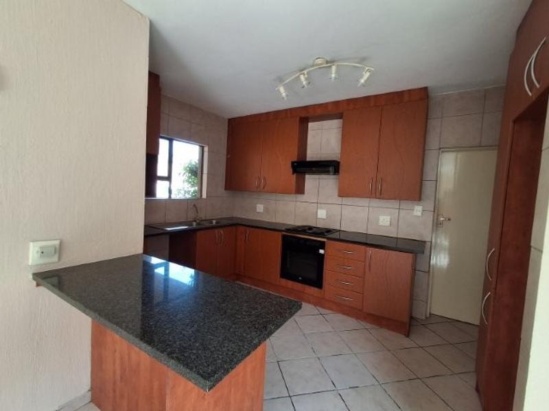 To Let 3 Bedroom Property for Rent in Mantevrede Gauteng