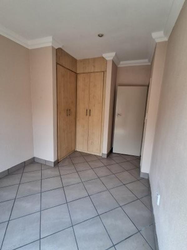To Let 3 Bedroom Property for Rent in Mantevrede Gauteng