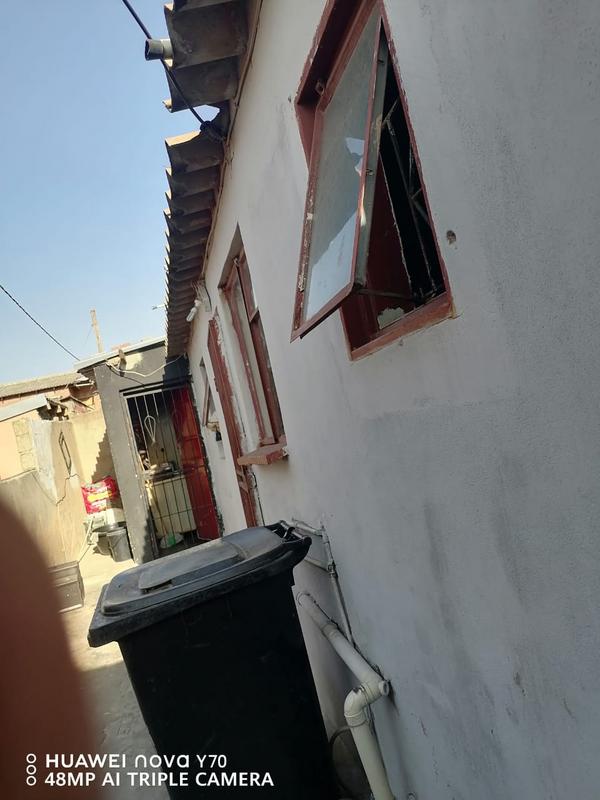 13 Bedroom Property for Sale in Kaalfontein Gauteng