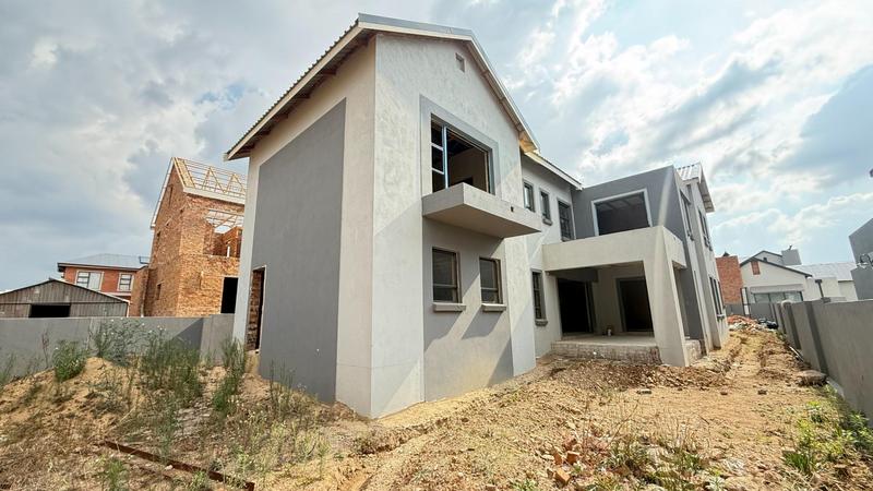 4 Bedroom Property for Sale in Golden Fields Estate Gauteng