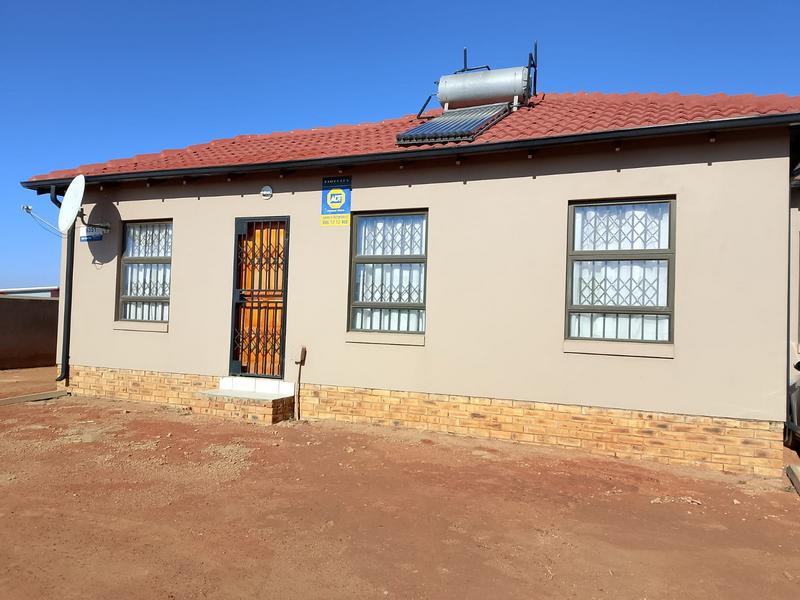 To Let 3 Bedroom Property for Rent in Crystal Park Gauteng