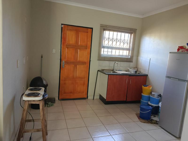 To Let 3 Bedroom Property for Rent in Crystal Park Gauteng