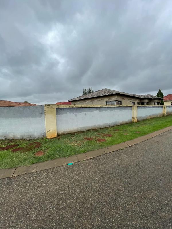 3 Bedroom Property for Sale in Spruit View Gauteng