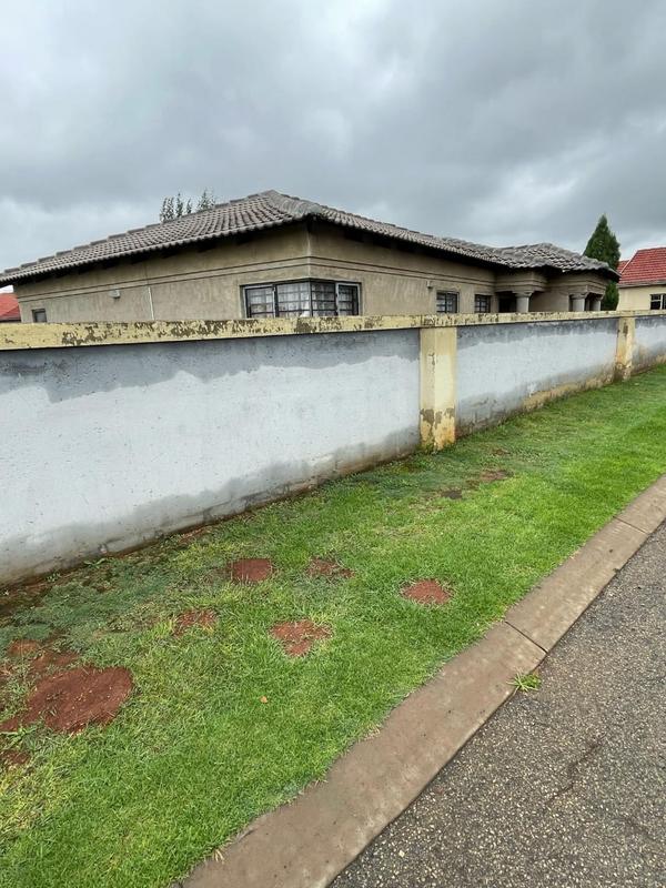 3 Bedroom Property for Sale in Spruit View Gauteng