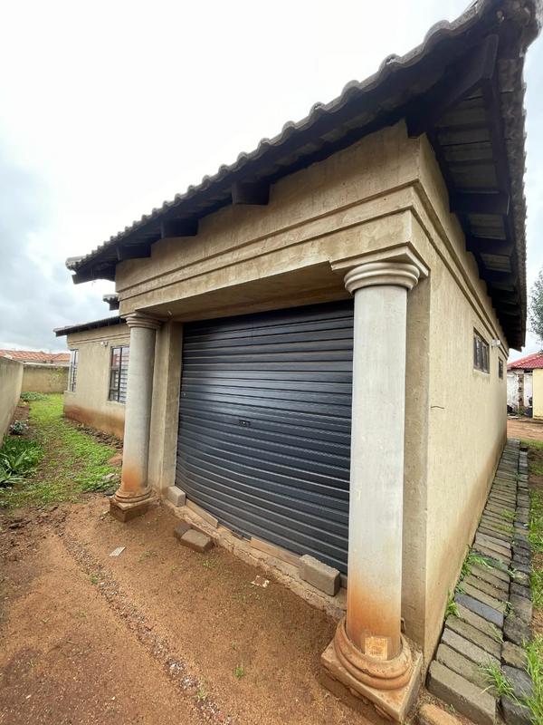 3 Bedroom Property for Sale in Spruit View Gauteng