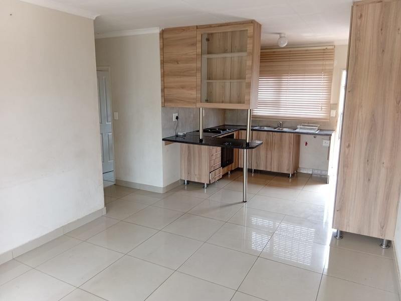 3 Bedroom Property for Sale in Dawn Park Gauteng