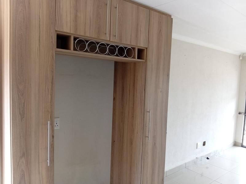 3 Bedroom Property for Sale in Dawn Park Gauteng