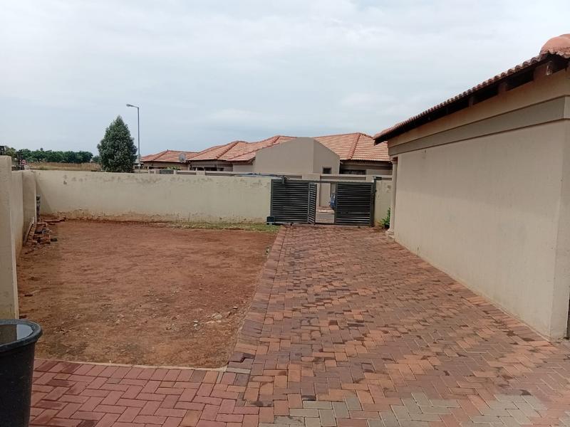3 Bedroom Property for Sale in Dawn Park Gauteng