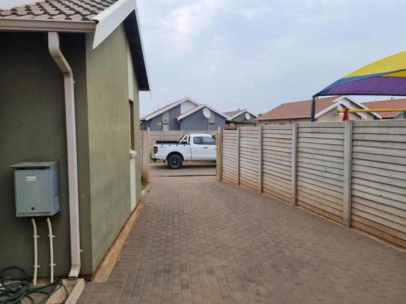3 Bedroom Property for Sale in Sky City Gauteng