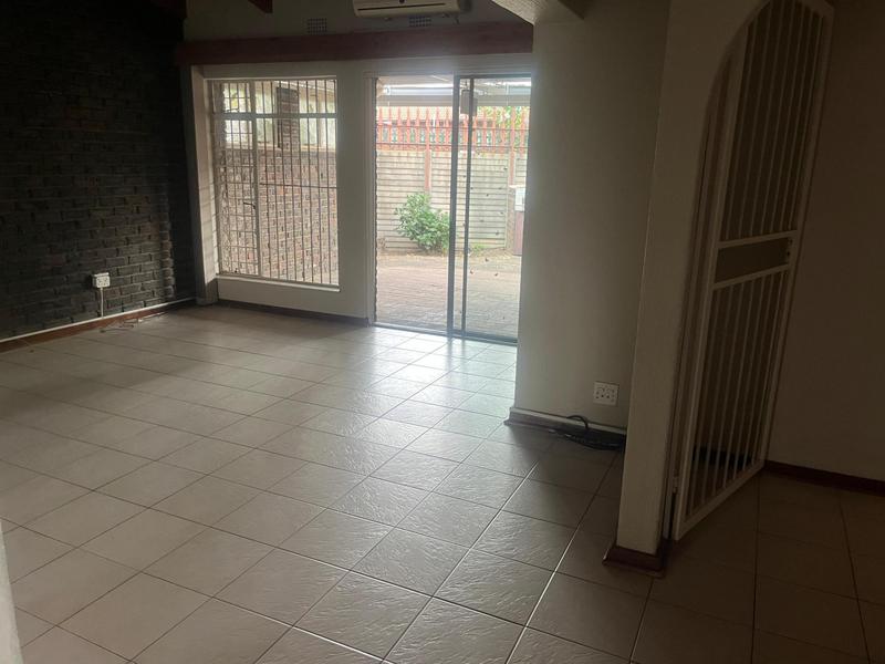 3 Bedroom Property for Sale in Albertsdal Gauteng