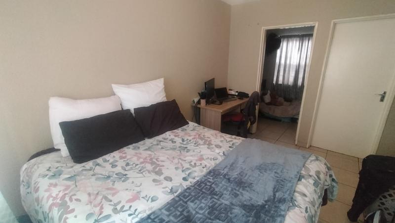 1 Bedroom Property for Sale in Germiston South Gauteng